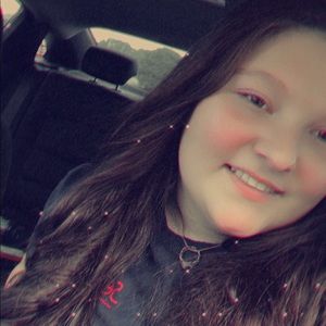 Meet your Posher, Brittney